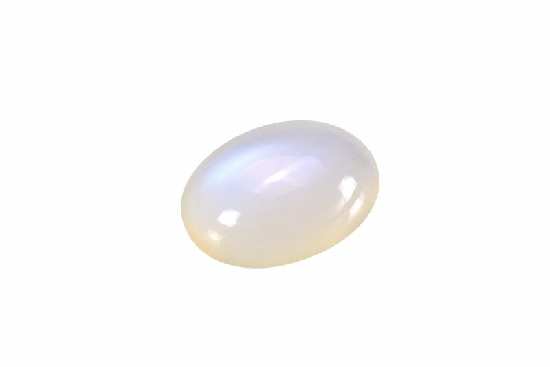 White Aqeeq No. 9, natural white aqeeq photographed in daylight