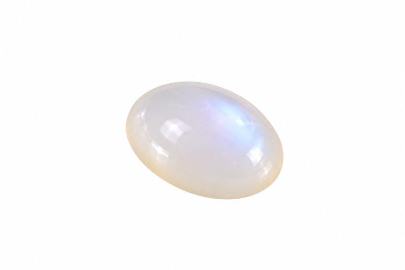 White Aqeeq No. 15, natural white aqeeq photographed in daylight
