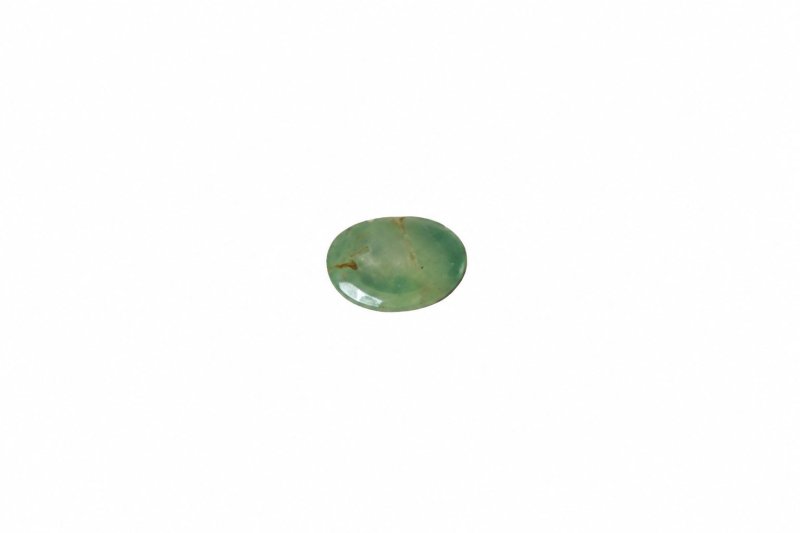 Emerald No. 12, natural emerald photographed in daylight