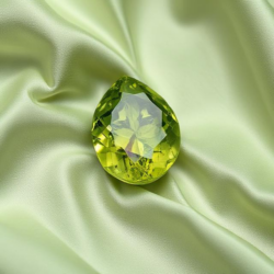 Peridot stone benefits in Urdu